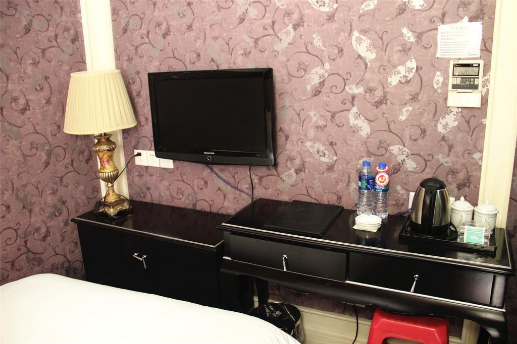 Manhattan Jinling Hotel Шанхай Стая снимка