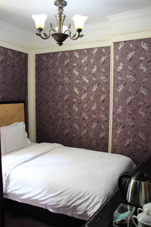 Manhattan Jinling Hotel Шанхай Стая снимка