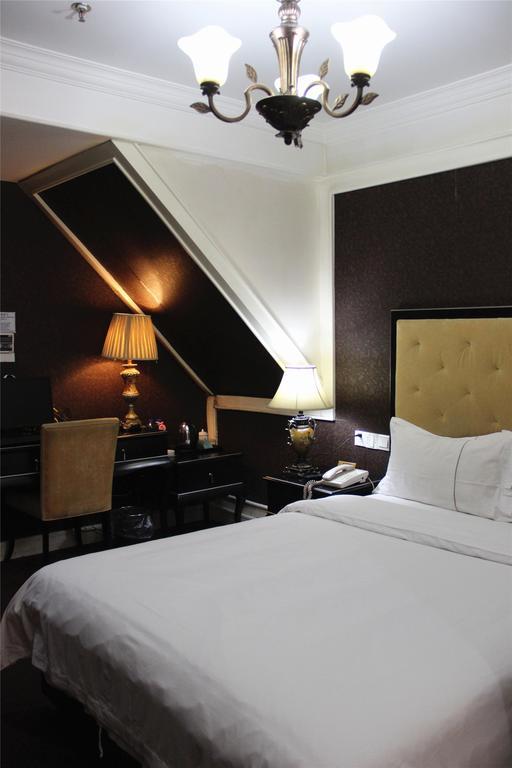 Manhattan Jinling Hotel Шанхай Стая снимка
