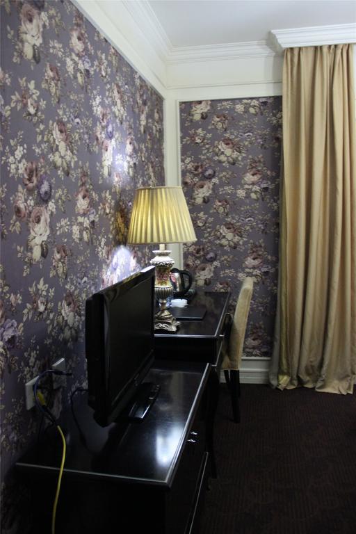 Manhattan Jinling Hotel Шанхай Стая снимка